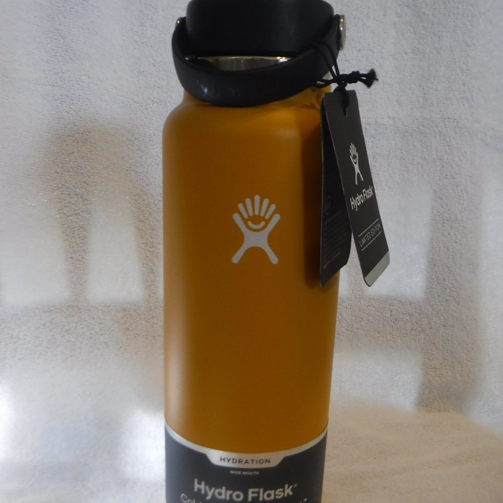 Hydro Flask  40 oz- Rare starfish color